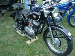 1950-csepel-250cc-twin-760x570.jpg
