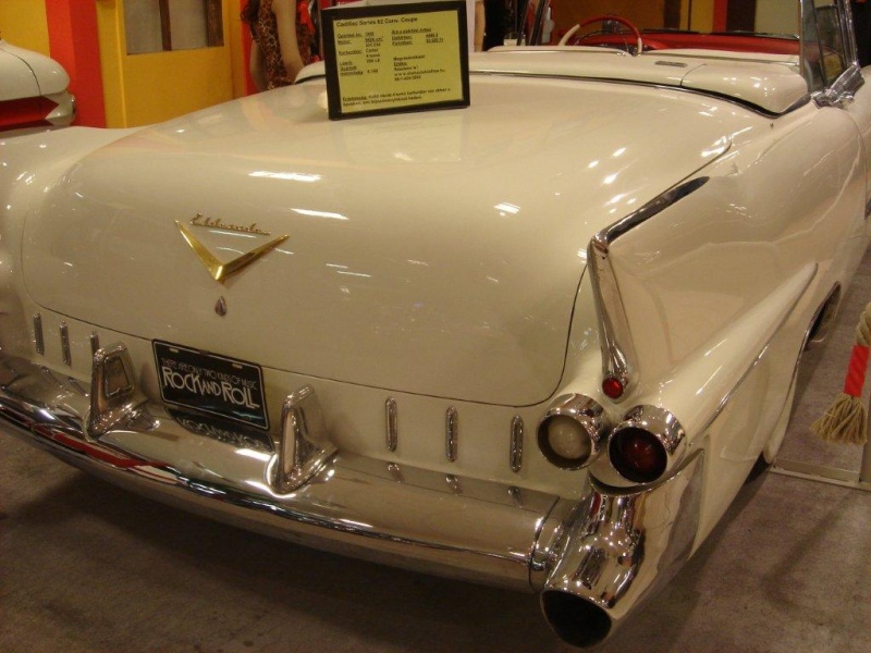Fájl:Cadillac-Series-62-Eldorado-hatulro.jpg