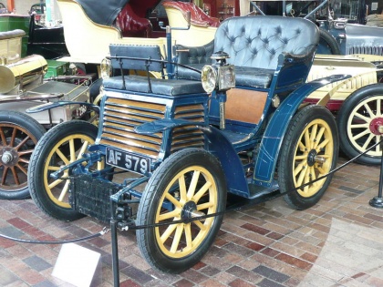 01 1899 FIAT3 5HP.JPG